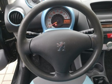 Peugeot 107 2008 Peugeot 107 1.0 16V 66KM Klimatyzacja Isofix, zdjęcie 13