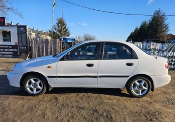 Daewoo Lanos Sedan 1.6 i 16V 106KM 1998 Daewoo Lanos Daewoo Lanos 1.6 SX 1.6 Benzyna 106KM, zdjęcie 11