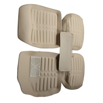 Коврик автомобильный универсальный, в полной упаковке, устойчивый 02