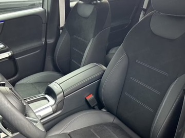 Mercedes GLB SUV 2.0 220d 190KM 2025 MERCEDES-BENZ GLB 220 d 4-Matic AMG Line 2.0 (190KM) 2025, zdjęcie 3