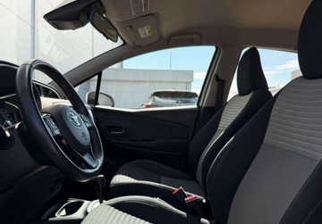 Toyota Yaris III 2018 Toyota Yaris OFERTA BLACK WEEK 1.5 Hybrid 75KM CVT Premium Salon PL 1.5, zdjęcie 13