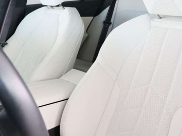 BMW Seria 5 G90-91 2025 BMW Seria 5 520i Sport Sedan 2.0 (208KM) 2025, zdjęcie 3