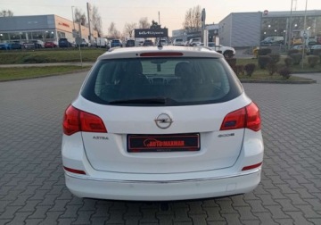 Opel Astra J GTC 1.4 Turbo ECOTEC 140KM 2016 Opel Astra Kupiony w Polsce - benzyna - 1,4 - 140 KM - LPG 1.4 BenzynaLPG, zdjęcie 8