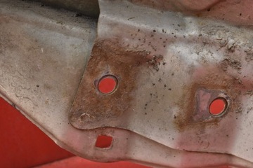 BLATNÍK LEVÝ PŘEDNÍ 1F7 TOYOTA AVENSIS T27 09-11