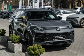 Volkswagen Tayron 2025 Volkswagen Tayron R-Line Plus 2.0 TDI 193 KM DSG, zdjęcie 4