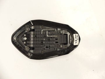 , NAKŁADKA SIEDZENIE PASAŻERA OWIEWKA TRIUMPH STREET TRIPLE 660 765 R RS 17