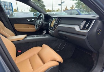 Volvo XC60 II Crossover D4 190KM 2017 Volvo XC 60 VOLVO XC 60 D4 AWD Salon Polska Inscription 2.0 Diesel 190KM, zdjęcie 23