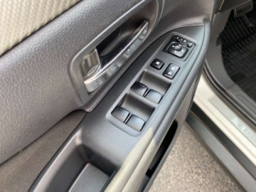 Mitsubishi Outlander III 2015 Mitsubishi Outlander AUTOMATNAWIGACJAKSENONYNAPED 4X4GWARANCJA7 MIEJSC, zdjęcie 12