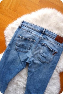 spodnie jeansowe 26/32 big star z dziurami rurki