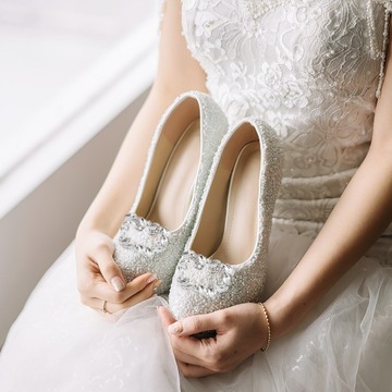 ХРУСТАЛЬНЫЕ ТУФЛИ ЖЕНСКИЕ С КВАДРАТНОЙ ДЕКОРАТИВНОЙ ПРЯЖКОЙ