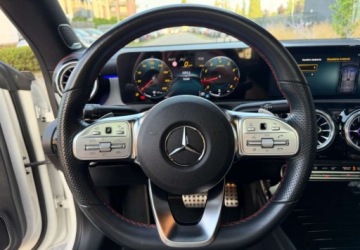 Mercedes CLA C118/X118 Coupe Facelifting 1.3 200 163KM 2023 Mercedes-Benz CLA Mercedes-Benz CLA 200 AMG Line 7G-DCT 1.3 Benzyna 163KM, zdjęcie 22
