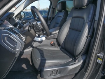 Land Rover Range Rover Sport II SUV Facelifting 3.0 L SDV6 306KM 2019 Range Rover Sport 3,0d 306 HSE Dociągi Wentyle Pixel ACC Pamięć Blis Winter, zdjęcie 15