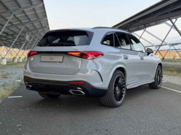 Mercedes GLC C254/X254 Coupe 2.0 220d 197KM 2025 MERCEDES-BENZ GLC 220 d 4-Matic AMG Line 2.0 (197KM) 2025, zdjęcie 4