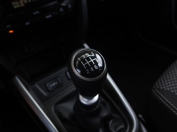 Suzuki Vitara III SUV Facelifting 1.4 BoosterJet 140KM 2019 Suzuki Vitara 1.4 BoosterJet, Salon Polska, zdjęcie 18