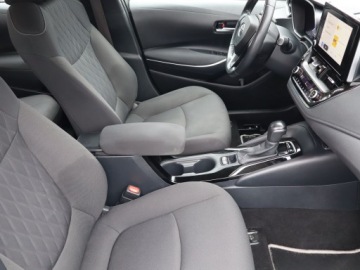 Toyota Corolla XII Sedan 1.8 Hybrid 122KM 2022 Toyota Corolla 1.8 Hybrid, Salon Polska, zdjęcie 8