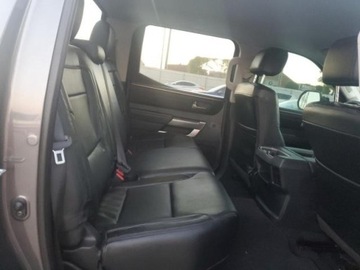 Toyota Tundra II 2022 Toyota Tundra 2022, 3.4L, 4x4, CREWMAX SR, po gradobiciu 3.4 Benzyna 389KM, zdjęcie 8