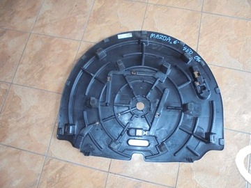 MAZDA 6 2.0B 03' PLASTIK OSŁONA BAGAŻNIKA