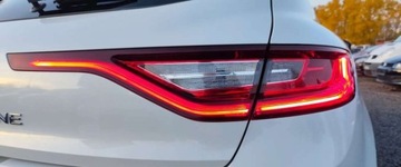 Renault Megane IV Hatchback 5d 1.3 TCe 140 FAP 140KM 2018 Renault Megane Renault Megane TCe 140 GPF BOSE EDITION 1.3 Benzyna 140KM, zdjęcie 9