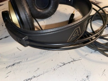 AKG K141 600 Ом мониторные наушники MK1