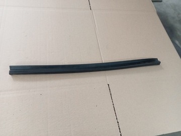 FORD TRANSIT MK8 14- Уплотнитель арки переднего правого BK31-V16308-AB