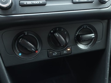 Volkswagen Polo V Hatchback 5d 1.2 TDI-CR DPF 75KM 2012 VW Polo 1.2 TDI, Klima, zdjęcie 12