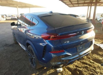 BMW X6 G06 2023 BMW X6 2023, 3.0L, 4x4, od ubezpieczalni 3.0 Benzyna 335KM, zdjęcie 7