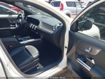Mercedes GLA II 2021 Mercedes-Benz GLA 2021 Mercedes-Benz GLA GLA 250 SUV 2.0 Benzyna 221KM, zdjęcie 6