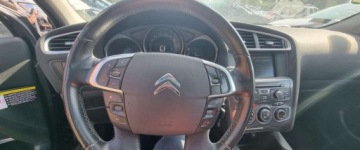Citroen C4 II Hatchback 5d 1.6 HDi 92KM 2012 Citroen C4 2012r 1.6 HDI. Lekko uszkodzony lewy przod. Jezdzi. 1.6 92KM, zdjęcie 11
