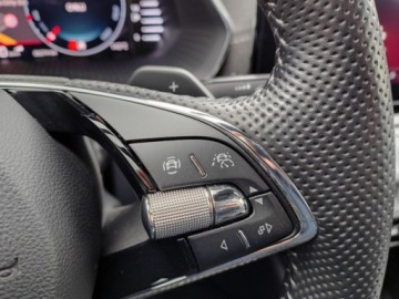 Skoda Octavia IV RS Kombi 2.0 TDI SCR 200KM 2023 Skoda Octavia RS, Head-Up, Matrix, Kamera, Asystenci, Ambiente, Hak 2.0, zdjęcie 33