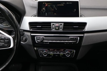 BMW X1 F48 Crossover xDrive20i 192KM 2017 BMW X1 xDrive20i, 4X4, Automat, Navi, Klima, zdjęcie 11