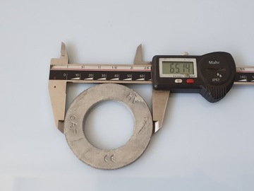 ŚRUBA HV M36 x 235 10.9 Z NAKRĘTKĄ I PODKŁADKAMI