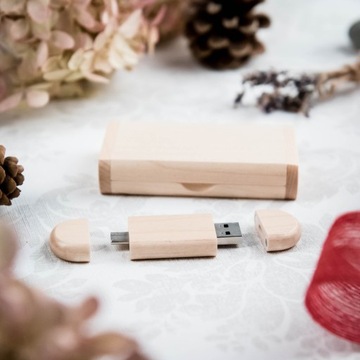 Pendrive drewno KLON 64 GB 3.0 + 3.2 USB-C TYP C + BOX + TWÓJ GRAWER LOGO