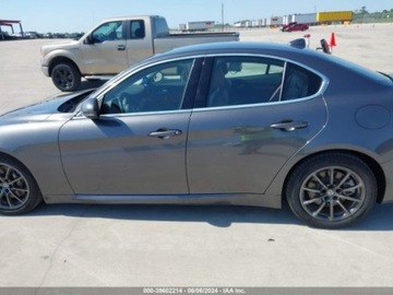 Alfa Romeo Giulia II Sedan Facelifting 2.0 Turbo 280KM 2020 Alfa Romeo Giulia 2020 Alfa Romeo Giulia RWD 2.0 Benzyna 280KM, zdjęcie 13