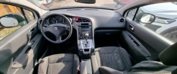 Peugeot 5008 I Minivan Facelifting 1.6 BlueHDi 120KM 2016 Peugeot 5008 2016r, 1.6HDI. AUTOMAT. 7 osob. Lekko uszkodzony prawy bok. J, zdjęcie 5
