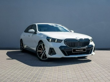 BMW Seria 5 G90-91 Touring 2.0 520d 197KM 2026 BMW 520 xDrive Limuzyna - Dostępne od ręki!, zdjęcie 4