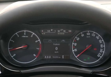 Opel Corsa E Hatchback 3d 1.2 Twinport 70KM 2016 Opel Corsa Opel Corsa 1.2 Active 1.2 Benzyna 70KM, zdjęcie 30