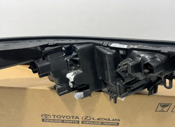 TOYOTA CH-R CHR FACELIFT FULL LED SVĚTLO PRAVÁ PŘEDNÍ JAKO NOVÁ 81110-YP280