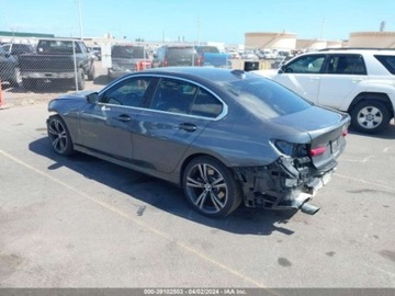 BMW Seria 3 G20-G21 2021 BMW Seria 3 330E 2021 2.0l 2.0 Hybryda 180KM, zdjęcie 3