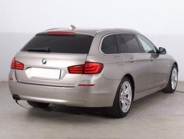 BMW Seria 5 F10-F11 Touring 520d 184KM 2012 BMW 5 520d, 181 KM, Automat, Skóra, Navi, Xenon, zdjęcie 4