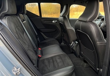 Volvo XC40 2021 Volvo XC 40 2,0 B4 197ps Hybr Multi Led Virtual Tacho Blis Skora Reling Se, zdjęcie 25