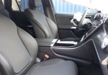 Mercedes GLC C254/X254 SUV 2.0 200 MHEV 204KM 2024 Mercedes-Benz GLC PLUG-IN Okazja 2.0 Hybryda Plug-in 204KM, zdjęcie 19