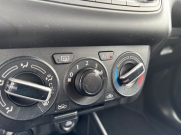 Suzuki Swift VI Hatchback 1.2 DualJet 90KM 2017 Suzuki Swift 1.2 90 KM Bezwypadkowy Salon Polska 1.2 Benzyna 90KM, zdjęcie 33