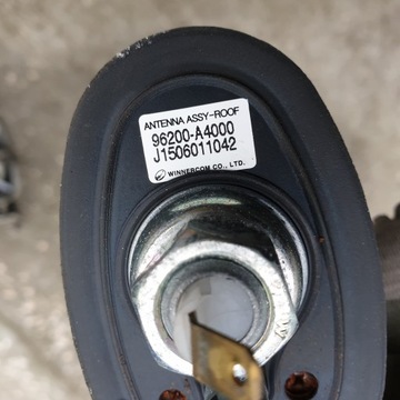 ANTÉNA STŘEŠNÍ AUTORÁDIO KIA CARENS IV 96200-A4000