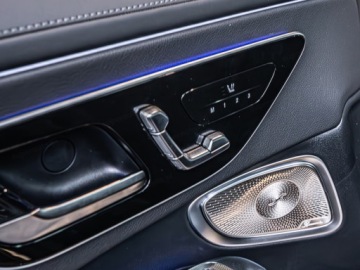 Mercedes CLE Coupe 2.0 300 258KM 2026 300 4M Pakiet AMG Premium + Kamera 360 + Burmester 3D, zdjęcie 12