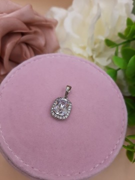 СЕРЕБРЯНЫЙ КУЛОН, ХИРУРГИЧЕСКАЯ СТАЛЬ, ЦИРКОНИЙ