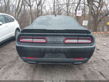 Dodge Challenger III 2022 Dodge Challenger Sxt 2022 3.6 Benzyna 303KM, zdjęcie 4