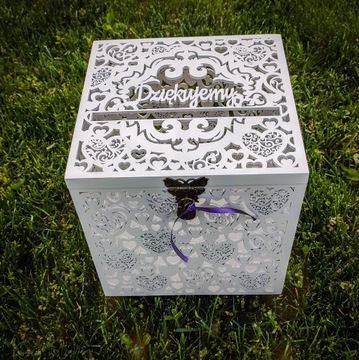 Коробка, сейф, свадебные конверты. Белый