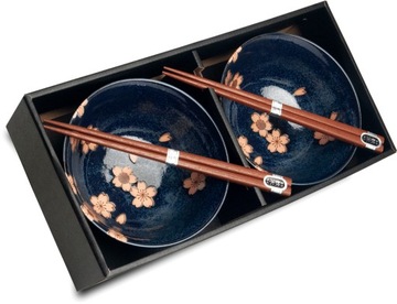 Zestaw japońskich misek we wzory
