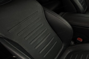 Mercedes GLC C254/X254 Coupe 2.0 200 204KM 2025 MERCEDES-BENZ GLC 200 4-Matic AMG Line 2.0 (204KM) 2025, zdjęcie 10