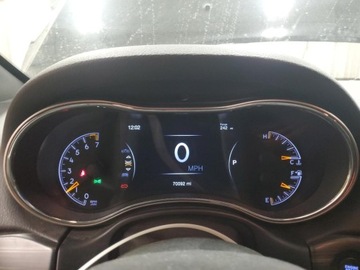 Jeep Cherokee V 2019 Jeep Cherokee 2019 JEEP GRAND CHEROKEE LAREDO 3.6 Benzyna 295KM, zdjęcie 8